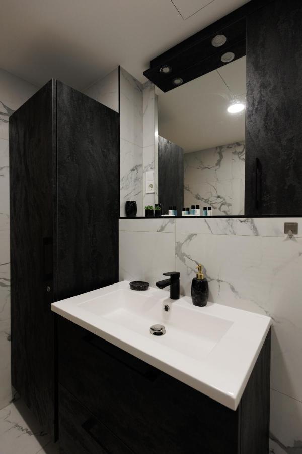 Villa Bauhaus Wellness Apartman Fsz. 1 شيوفوك المظهر الخارجي الصورة