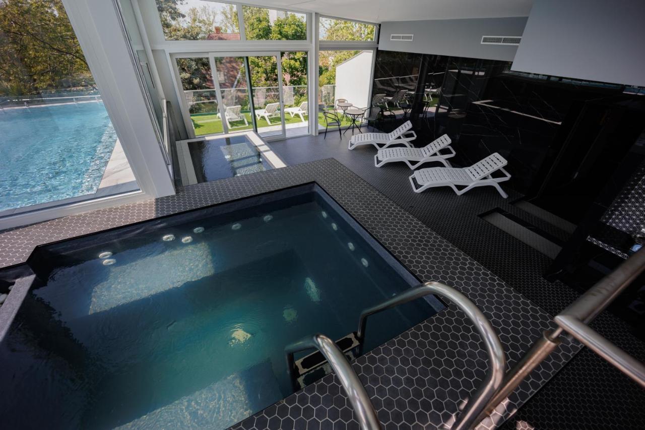 Villa Bauhaus Wellness Apartman Fsz. 1 شيوفوك المظهر الخارجي الصورة